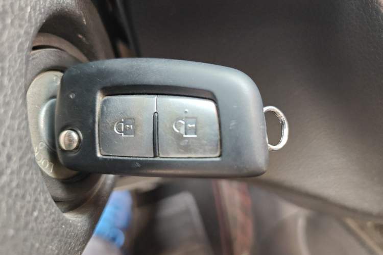 Used Nissan Qashqai 2016 2.0L CVT Elite Edition Vehicle Key