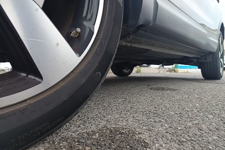Used Nissan Qashqai 2016 2.0L CVT Deluxe Edition Chassis Front Left