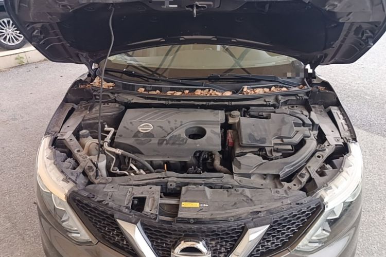 Used Nissan Qashqai 2016 2.0L CVT Deluxe Edition Engine Bay