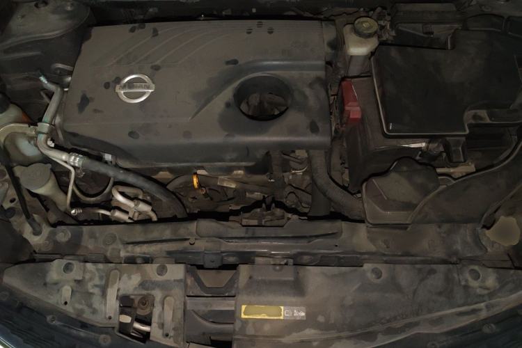 Used Nissan Qashqai 2016 2.0L CVT Elite Edition Engine Bay