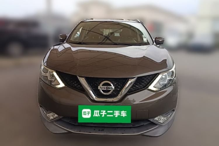Used Nissan Qashqai 2016 2.0L CVT Deluxe Edition Front