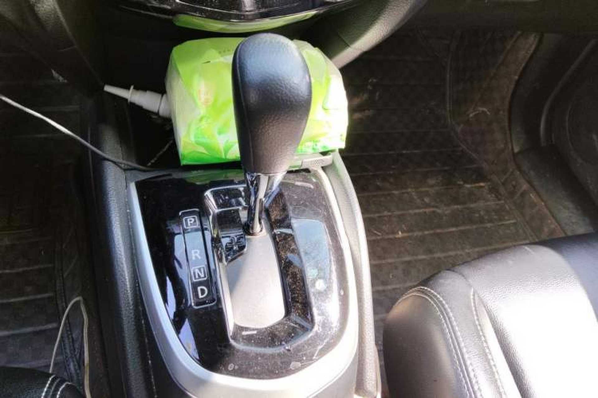 Used Nissan Qashqai 2016 2.0L CVT Elite Edition Gear Lever