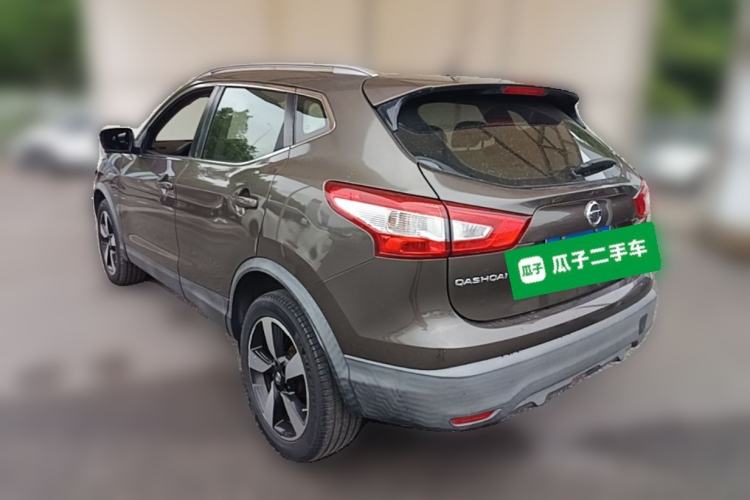 Used Nissan Qashqai 2016 2.0L CVT Deluxe Edition Rear Left 45 Deg
