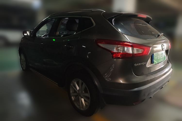 Used Nissan Qashqai 2016 2.0L CVT Elite Edition Rear Left 45 Deg