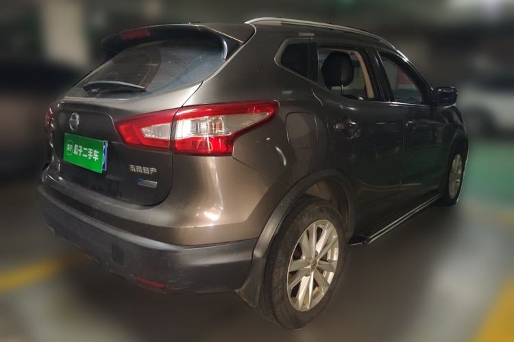 Used Nissan Qashqai 2016 2.0L CVT Elite Edition Rear Right 45 Deg
