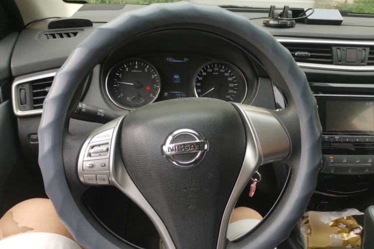 Used Nissan Qashqai 2016 2.0L CVT Elite Edition Steering Wheel