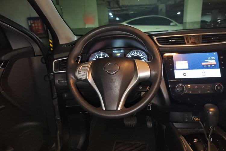 Used Nissan Qashqai 2016 2.0L CVT Elite Edition Steering Wheel