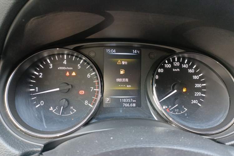 Used Nissan Qashqai 2016 2.0L CVT Elite Edition Instrument Cluster
