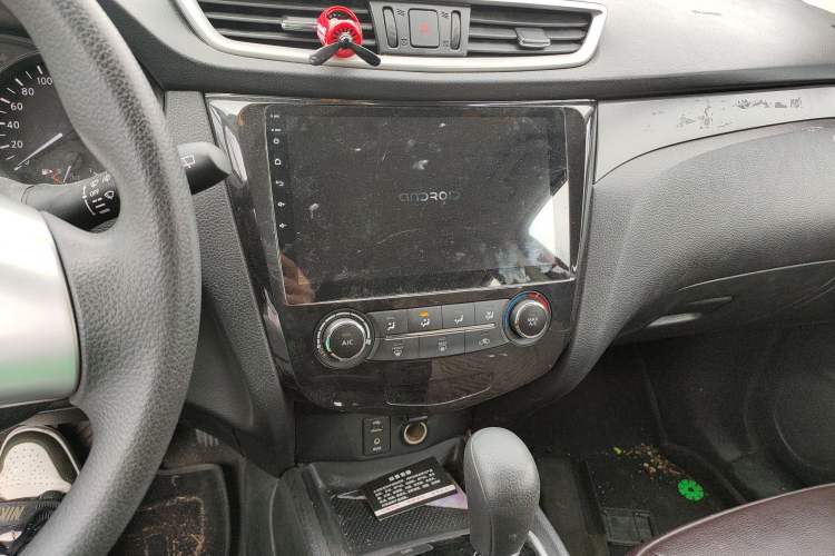 Used Nissan Qashqai 2016 1.2T CVT Fashion Edition Audio And AC Panel