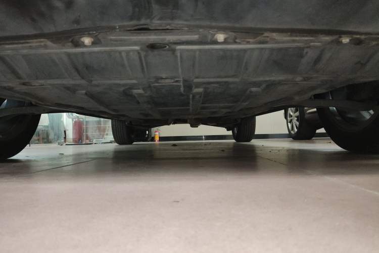 Used Nissan Qashqai 2016 2.0L CVT Deluxe Edition Chassis Front