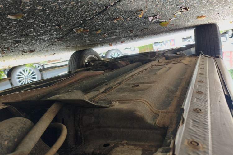 Used Nissan Qashqai 2016 2.0L CVT Elite Edition Chassis Front Left