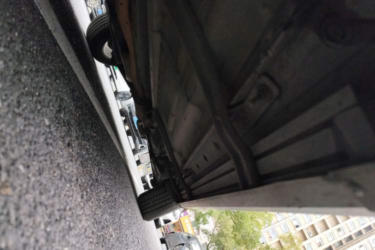 Used Nissan Qashqai 2016 2.0L CVT Elite Edition Chassis Front Left
