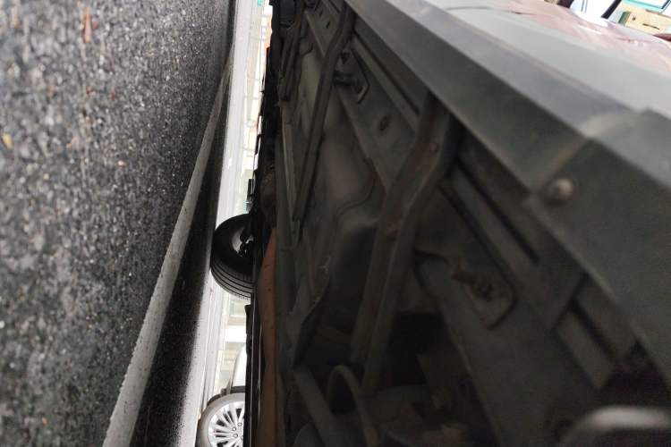 Used Nissan Qashqai 2016 2.0L CVT Elite Edition Chassis Rear Left