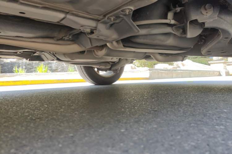 Used Nissan Qashqai 2016 2.0L CVT Elite Edition Chassis Rear Left