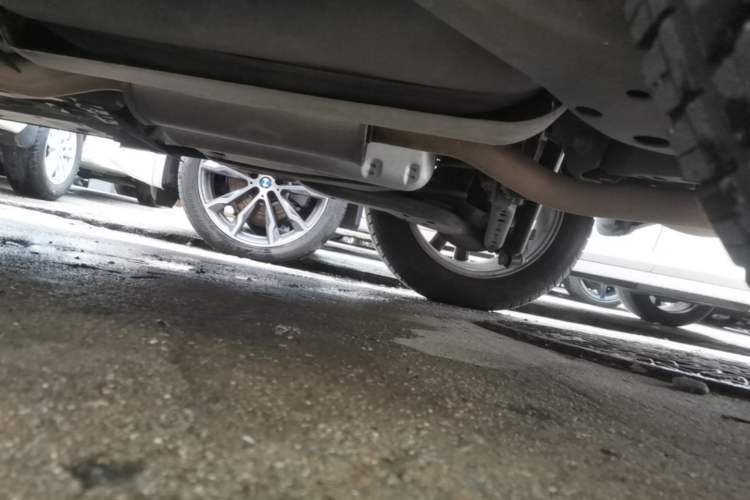Used Nissan Qashqai 2016 2.0L CVT Elite Edition Chassis Rear Left