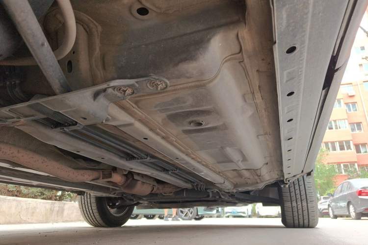 Used Nissan Qashqai 2016 2.0L CVT Elite Edition Chassis Rear Right