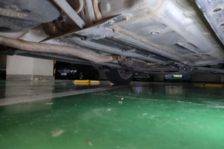 Used Nissan Qashqai 2016 2.0L CVT Elite Edition Chassis Rear Right
