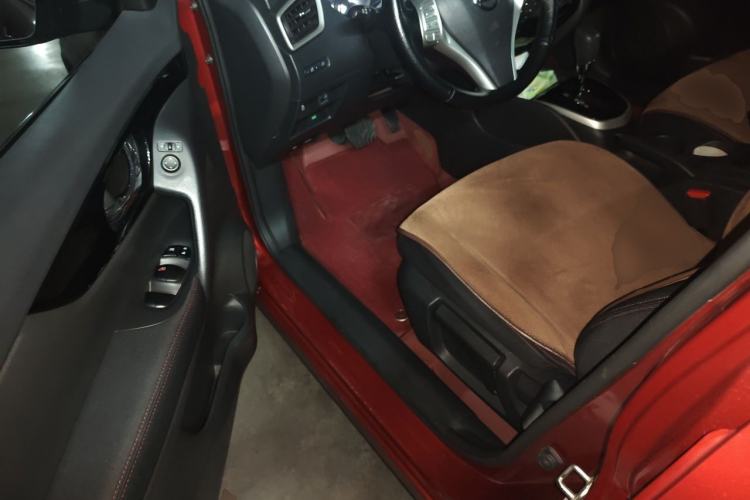 Used Nissan Qashqai 2016 2.0L CVT Elite Edition Driver Seat
