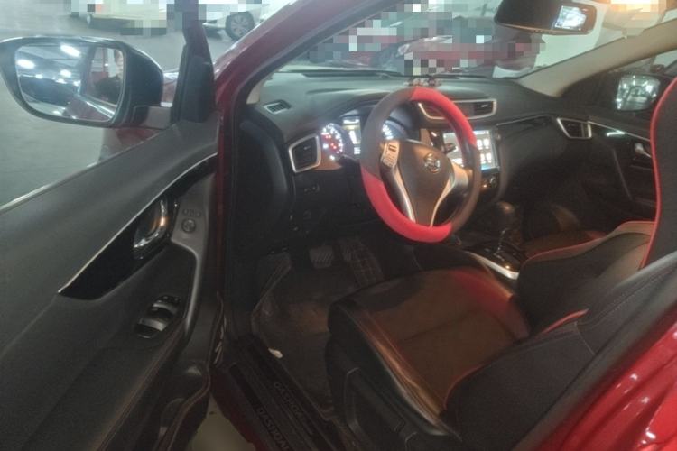 Used Nissan Qashqai 2016 2.0L CVT Luxury Edition Driver Seat