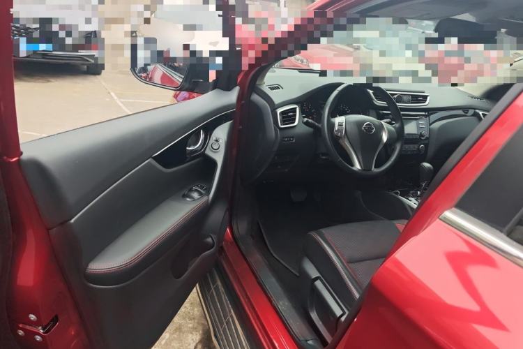 Used Nissan Qashqai 2016 2.0L CVT Luxury Edition Driver Seat