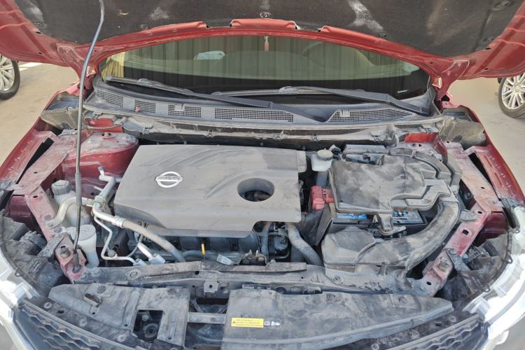 Used Nissan Qashqai 2016 2.0L CVT Elite Edition Engine Bay