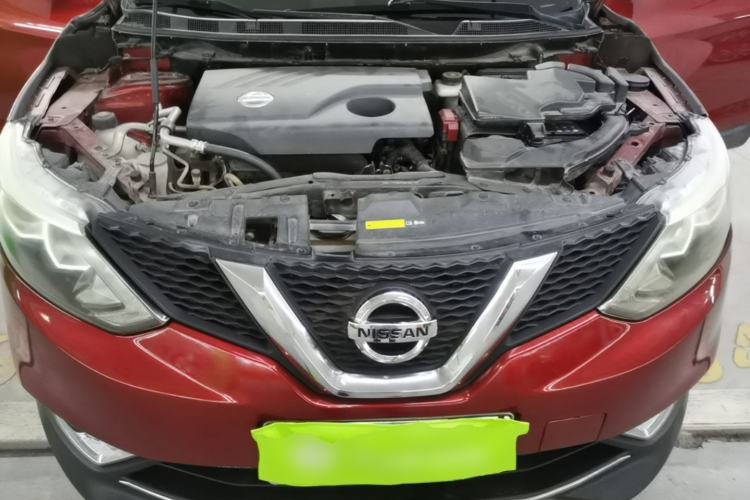 Used Nissan Qashqai 2016 2.0L CVT Elite Edition Engine Bay