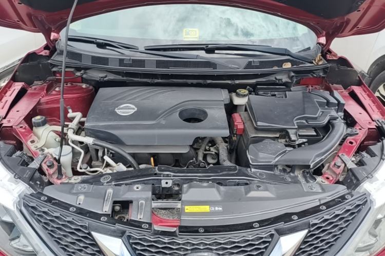 Used Nissan Qashqai 2016 2.0L CVT Elite Edition Engine Bay