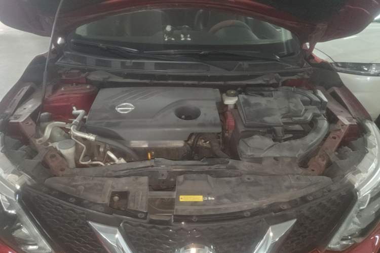 Used Nissan Qashqai 2016 2.0L CVT Luxury Edition Engine Bay