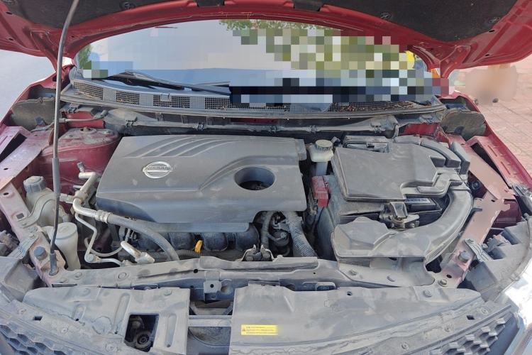 Used Nissan Qashqai 2016 2.0L CVT Elite Edition Engine Bay