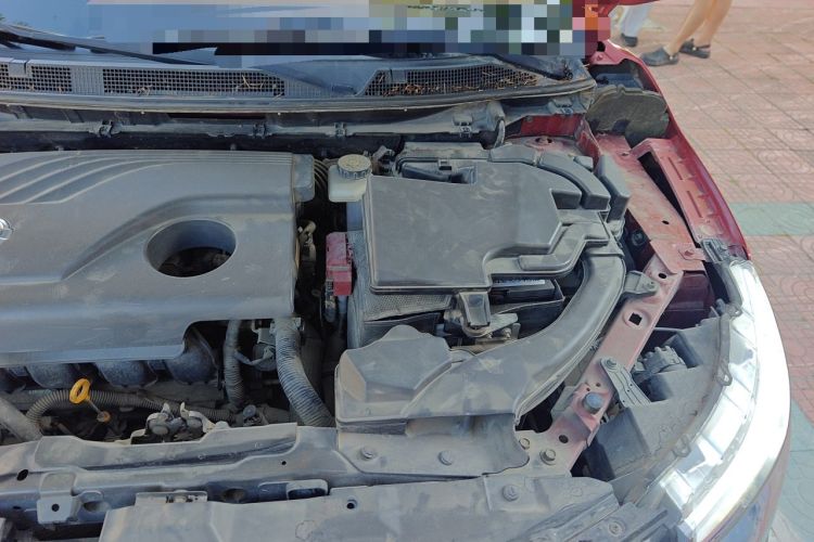 Used Nissan Qashqai 2016 2.0L CVT Elite Edition Engine Bay Left