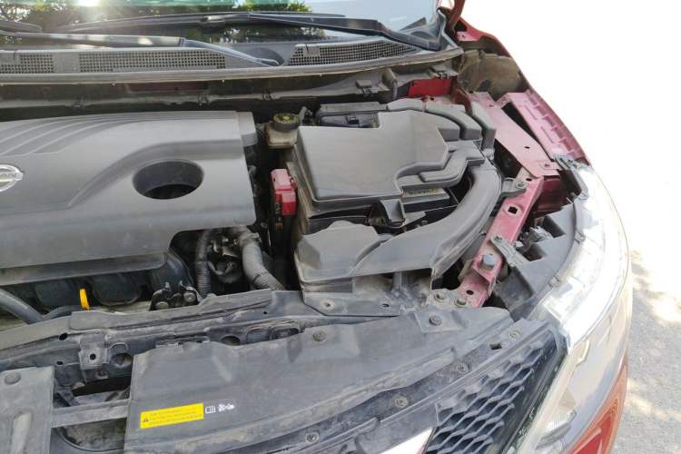 Used Nissan Qashqai 2016 2.0L CVT Elite Edition Engine Bay Left