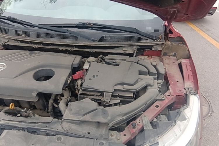 Used Nissan Qashqai 2016 2.0L CVT Luxury Edition Engine Bay Left