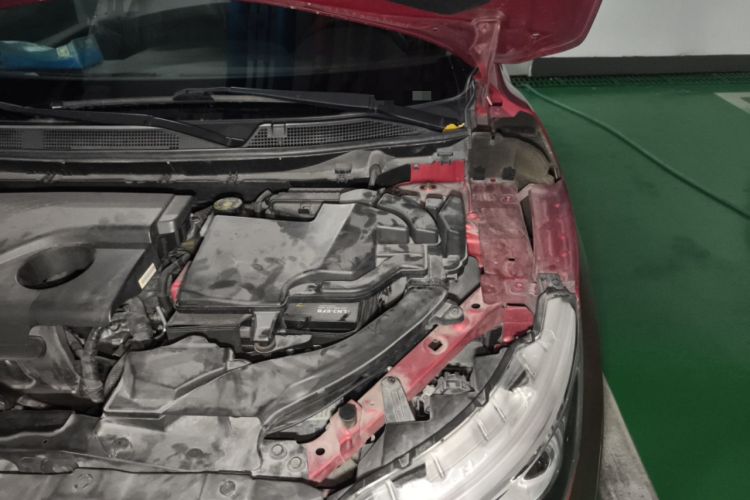 Used Nissan Qashqai 2016 2.0L CVT Luxury Edition Engine Bay Left