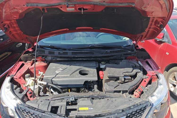 Used Nissan Qashqai 2016 2.0L CVT Elite Edition Engine Bay