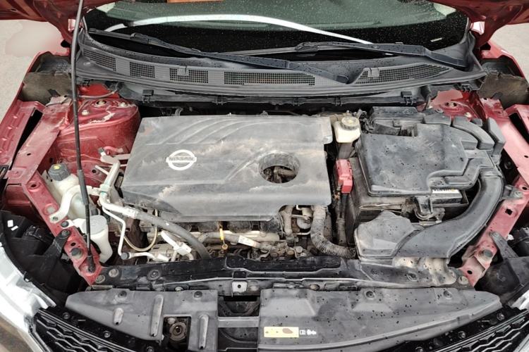 Used Nissan Qashqai 2016 2.0L CVT Elite Edition Engine Bay
