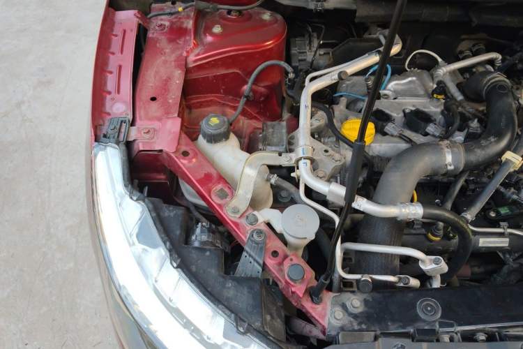 Used Nissan Qashqai 2016 1.2T CVT Fashion Edition Engine Bay Right