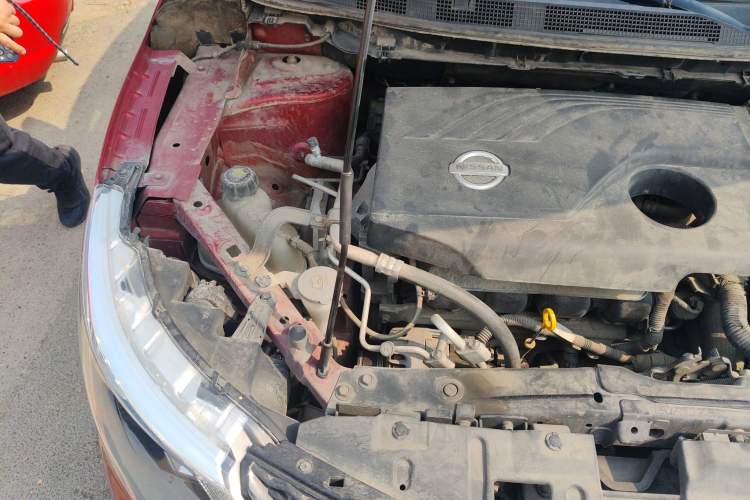 Used Nissan Qashqai 2016 2.0L CVT Luxury Edition Engine Bay Right