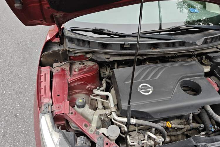 Used Nissan Qashqai 2016 2.0L CVT Luxury Edition Engine Bay Right