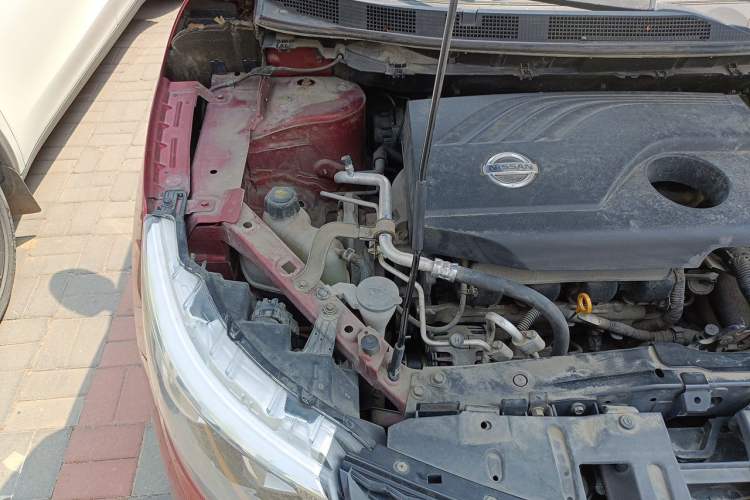 Used Nissan Qashqai 2016 2.0L CVT Luxury Edition Engine Bay Right