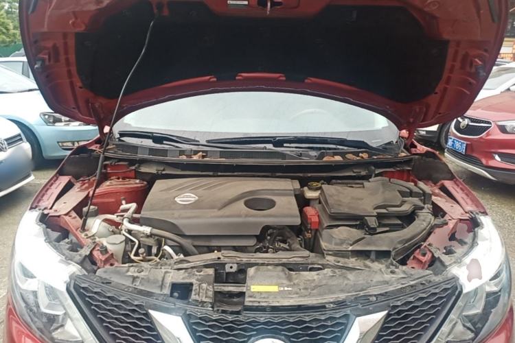 Used Nissan Qashqai 2016 2.0L CVT Elite Edition Engine Bay