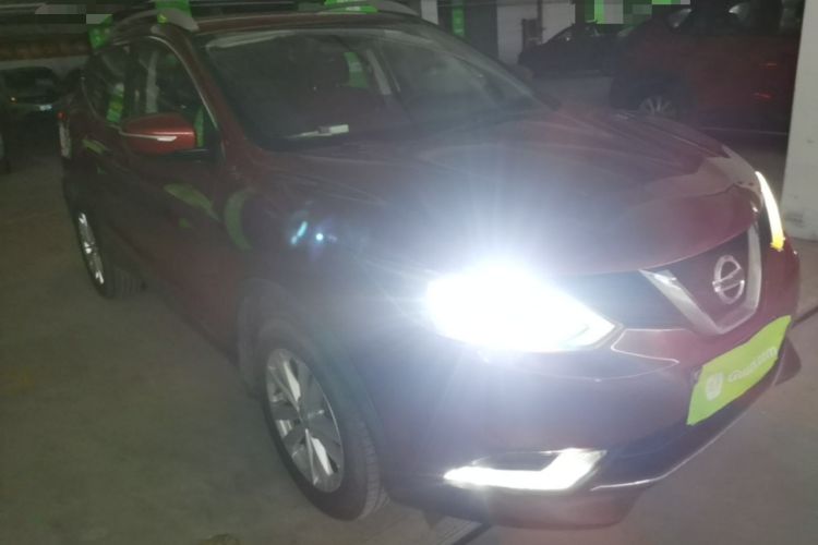 Used Nissan Qashqai 2016 2.0L CVT Elite Edition Exterior 1