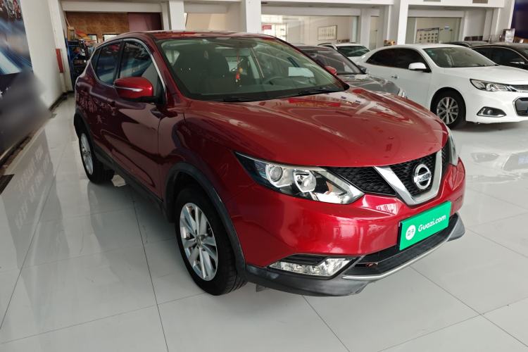Used Nissan Qashqai 2016 2.0L CVT Elite Edition Exterior 2