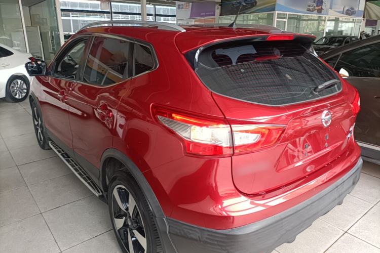 Used Nissan Qashqai 2016 2.0L CVT Luxury Edition Exterior 2