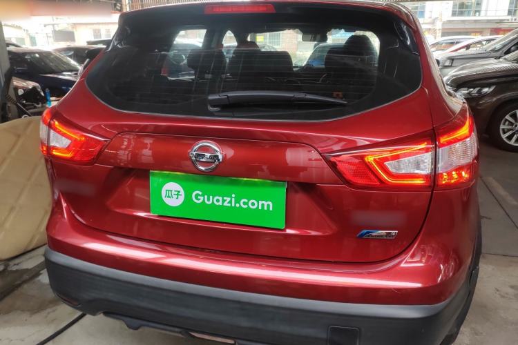 Used Nissan Qashqai 2016 2.0L CVT Elite Edition Exterior 4