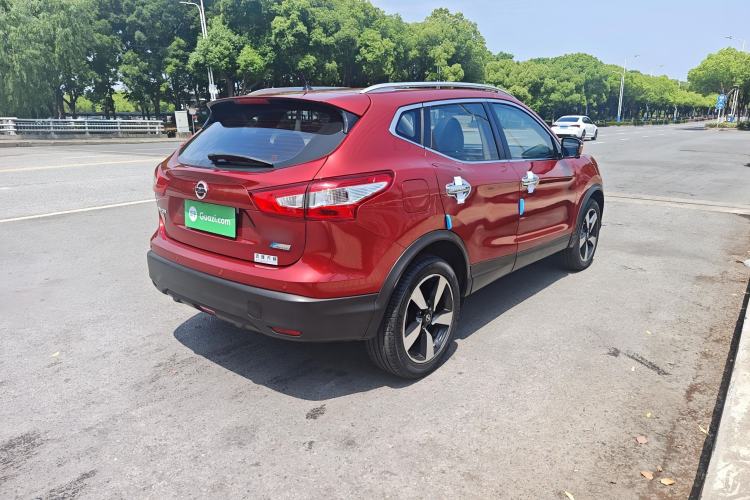 Used Nissan Qashqai 2016 2.0L CVT Deluxe Edition Exterior 6