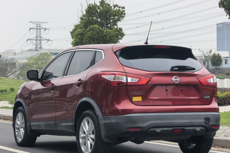 Used Nissan Qashqai 2016 2.0L CVT Elite Edition Exterior 6