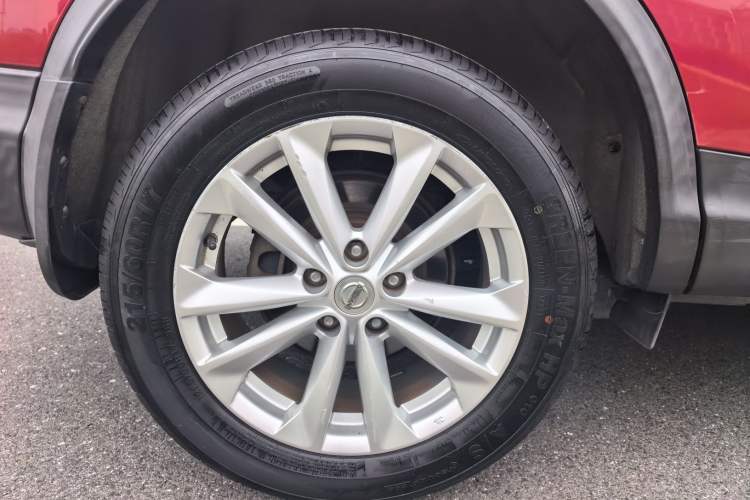 Used Nissan Qashqai 2016 2.0L CVT Elite Edition Exterior 7