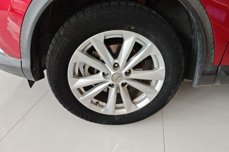 Used Nissan Qashqai 2016 2.0L CVT Elite Edition Exterior 7