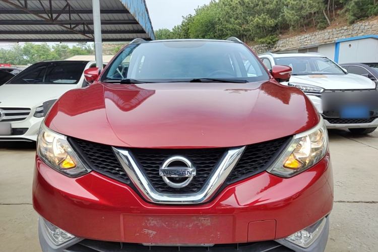 Used Nissan Qashqai 2016 2.0L CVT Luxury Edition Front