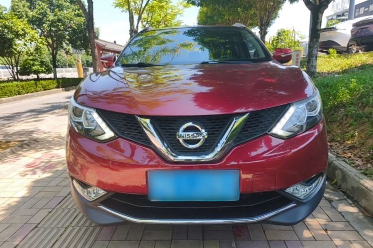 Used Nissan Qashqai 2016 2.0L CVT Elite Edition Front